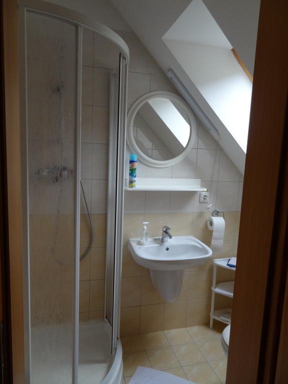 Privat Podlesom Apartment Kezmarok Bilik gambar